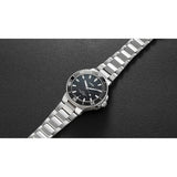 Orologio ORIS Aquis Date quadrante nero bracciale in acciaio 01 733 7787 4154-07 8 22 04PEB dettaglio 2