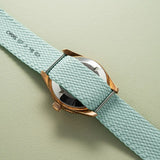 Orologio ORIS Divers Sixty-Five Cotton Candy quadrante azzurro cinturino in tessuto verde 01 733 7771 3157-07 3 19 03BRS dettaglio 4