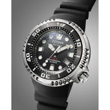Citizen Promaster Diver Nero BN1024-01E ambientato