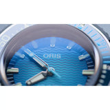 Orologio ORIS Aquis Date Pro quadrante blu cinturino in gomma azzurro 01 400 7777 7155-Set