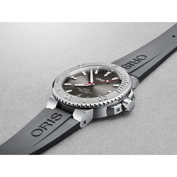 Orologio ORIS Aquis Date Relief quadrante grigio cinturino in gomma nero 01 733 7730 4153-07 4 24 63EB