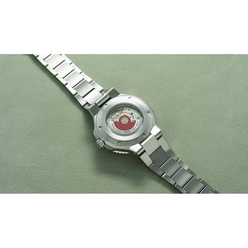 Orologio ORIS Aquis Date Taste of Summer quadrante verde bracciale in acciaio 01 733 7787 4137-07 8 22 04PEB dettaglio 4