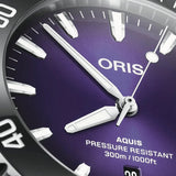Orologio ORIS Aquis Date Taste of Summer quadrante viola bracciale in acciaio 01 733 7789 4158-07 8 23 04PEB dettaglio 2