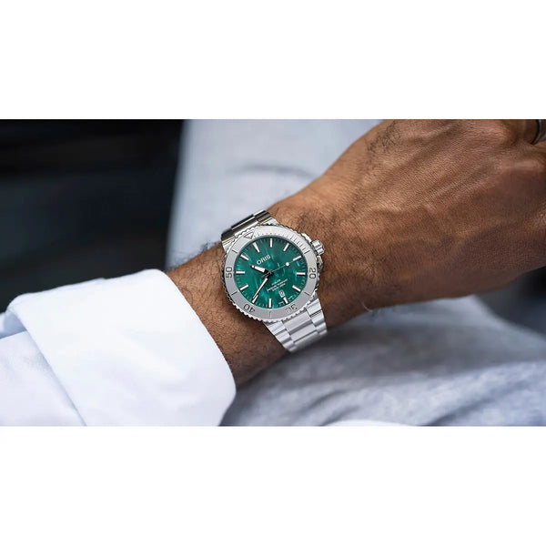 Orologio ORIS Aquis Date X Bracenet quadrante verde bracciale in acciaio 01 733 7730 4137-07 8 24 05PEB