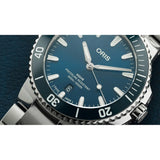 Orologio ORIS Aquis Date quadrante blu bracciale in acciaio 01 733 7787 4135-07 8 22 04PEB dettaglio 2