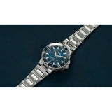 Orologio ORIS Aquis Date quadrante blu bracciale in acciaio 01 733 7787 4135-07 8 22 04PEB dettaglio 4