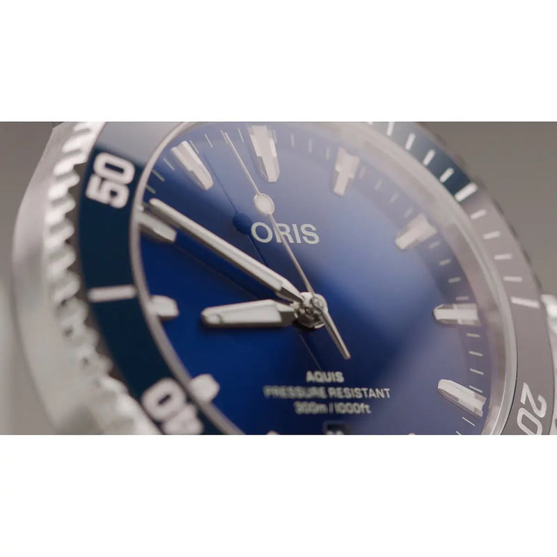 Orologio ORIS Aquis Date quadrante blu bracciale in acciaio 01 733 7789 4135-07 8 23 04PEB
