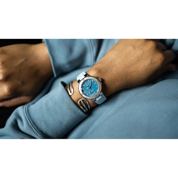 Orologio ORIS Aquis Date quadrante blu cinturino in gomma azzurro 01 733 7770 4155-07 4 18 65FC