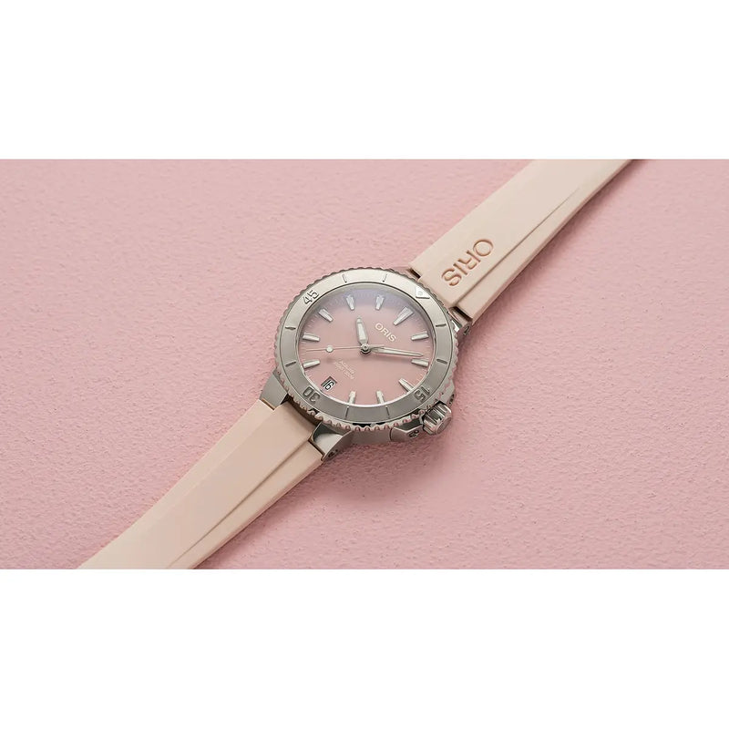 Orologio ORIS Aquis Date quadrante rosa cinturino in gomma rosa 01 733 7770 4158-07 4 18 66FC dettaglio 4