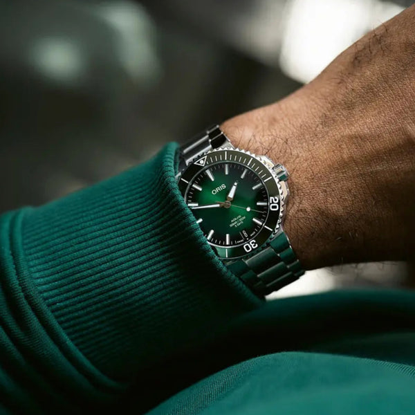 Orologio ORIS Aquis Date quadrante verde bracciale in acciaio 01 400 7769 4157-07 8 22 09PEB