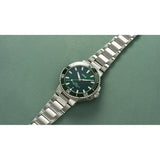 Orologio ORIS Aquis Date quadrante verde bracciale in acciaio 01 733 7787 4157-07 8 22 04PEB dettaglio 2