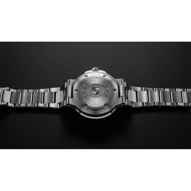 Orologio ORIS Aquis Depth Gauge quadrante nero bracciale in acciaio 01 733 7755 4154-Set MB dettaglio 2