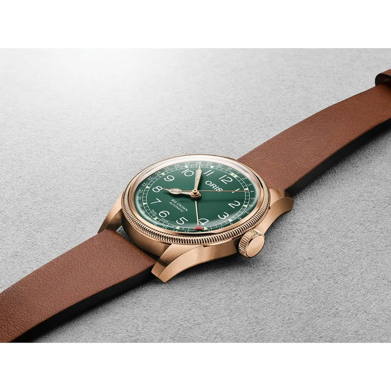 Orologio ORIS Big Crown Pointer Date 80th Anniversary quadrante verde cinturino in pelle marrone 01 754 7741 3167-07 5 20 58BR dettaglio 3