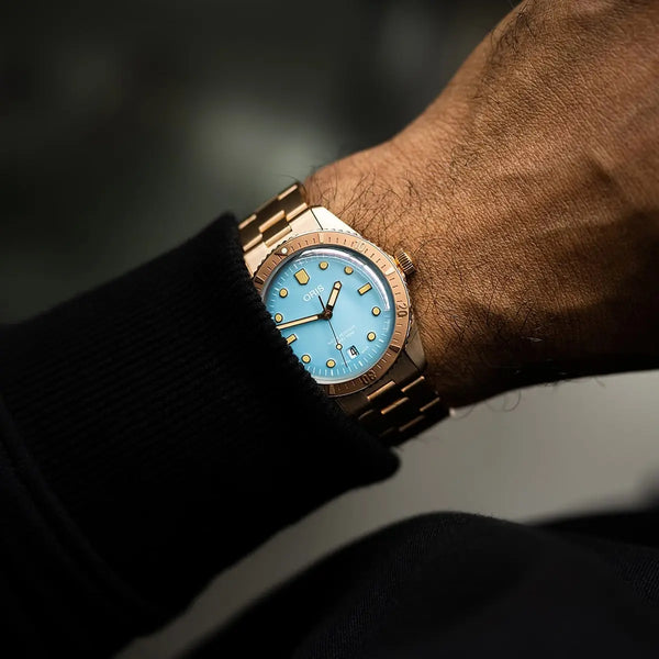 Orologio ORIS Divers Sixty-Five Cotton Candy quadrante azzurro bracciale in bronzomarrone 01 733 7771 3155-07 8 19 15