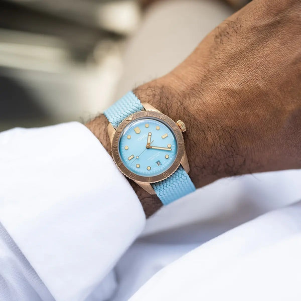 Orologio ORIS Divers Sixty-Five Cotton Candy quadrante azzurro cinturino in tessuto azzurro 01 733 7771 3155-07 3 19 02BRS