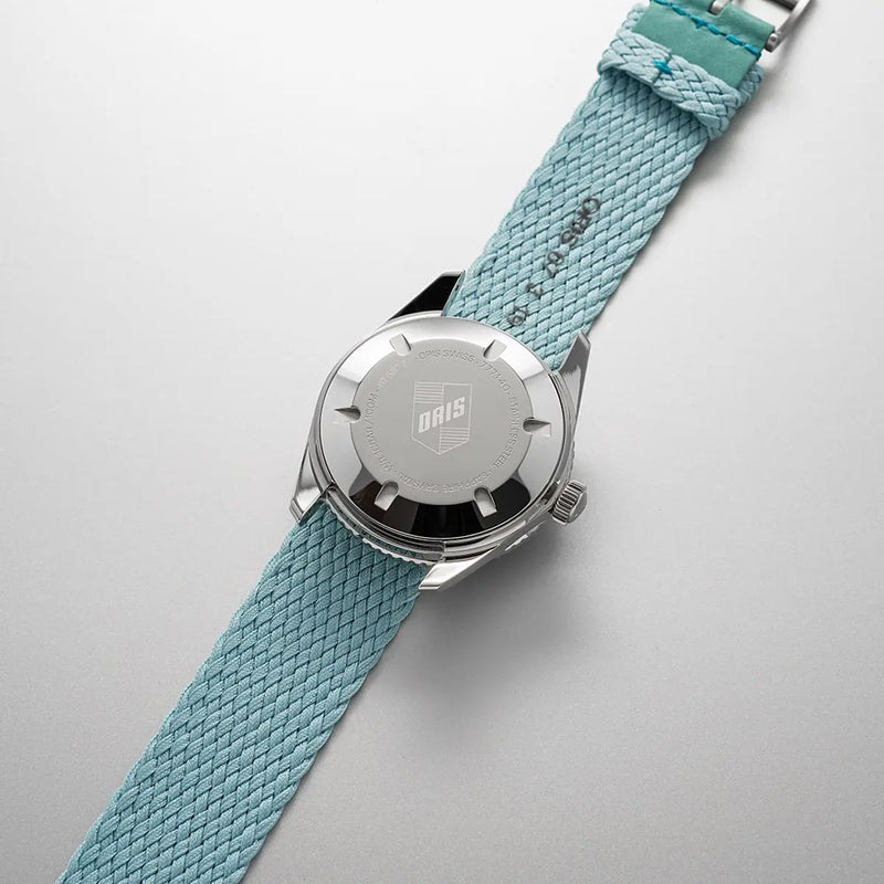 Orologio ORIS Divers Sixty-Five Cotton Candy quadrante azzurro cinturino in tessuto azzurro 01 733 7771 4055-07 3 19 02S dettaglio 4