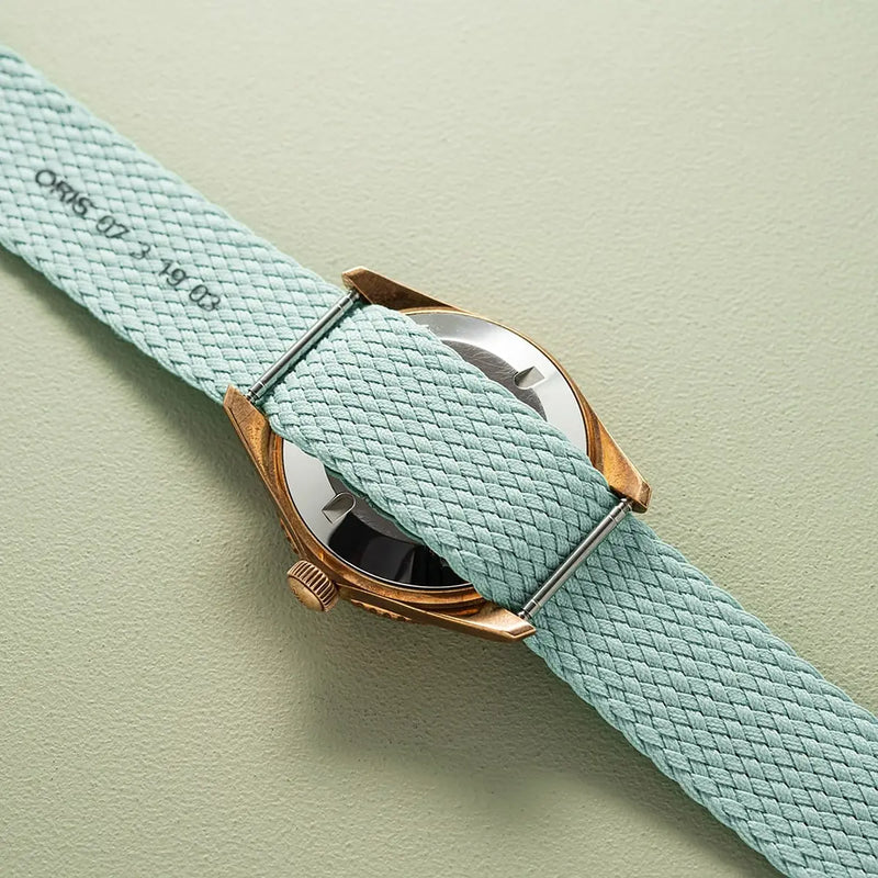 Orologio ORIS Divers Sixty-Five Cotton Candy quadrante azzurro cinturino in tessuto verde 01 733 7771 3157-07 3 19 03BRS dettaglio 4