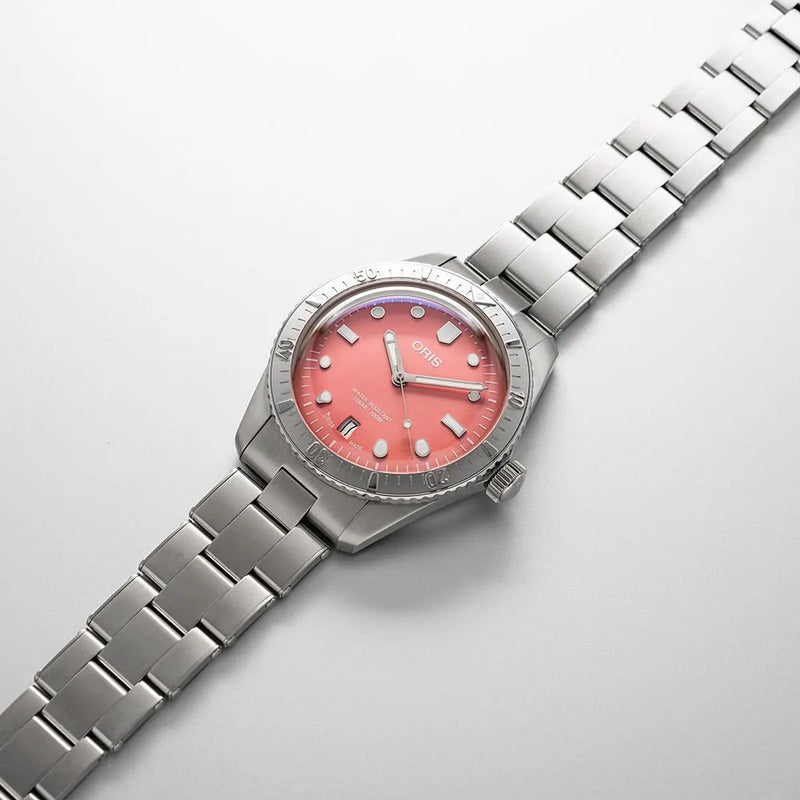 Orologio ORIS Divers Sixty-Five Cotton Candy quadrante rosa cinturino in pelle marrone 01 733 7771 4058-07 8 19 18 dettaglio 4
