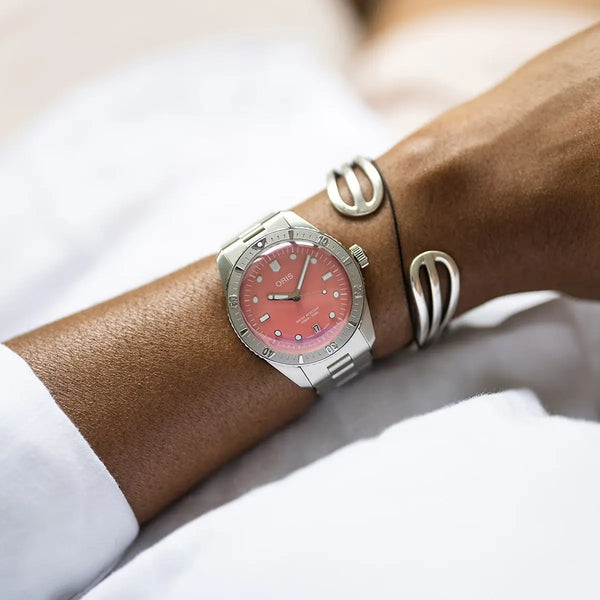 Orologio ORIS Divers Sixty-Five Cotton Candy quadrante rosa cinturino in pelle marrone 01 733 7771 4058-07 8 19 18