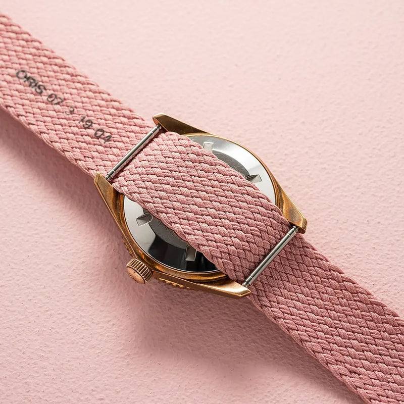 Orologio ORIS Divers Sixty-Five Cotton Candy quadrante rosa cinturino in tessuto rosa 01 733 7771 3158-07 3 19 04BRS dettaglio 5