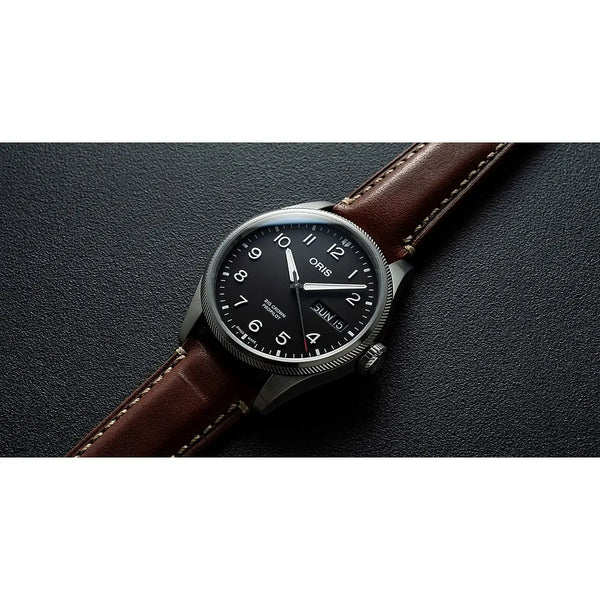 Orologio ORIS ProPilot Big Crown Big Day Date quadrante nero cinturino in pelle marrone 01 752 7760 4164-07 5 22 07LC dettaglio 3