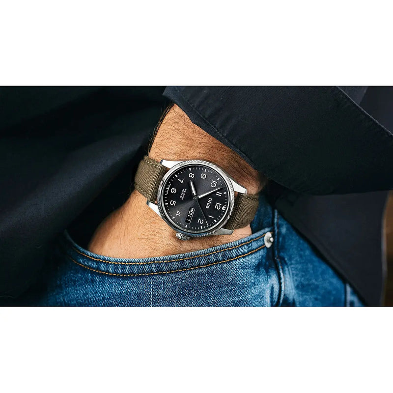 Orologio ORIS ProPilot Big Crown Big Day Date quadrante nero cinturino in tessuto verde 01 752 7760 4063-07 3 22 02LC