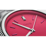 Orologio ORIS ProPilot X Miss Piggy quadrante rosso bracciale in acciaio 01 531 7796 4158-07 8 17 05LC dettaglio 3
