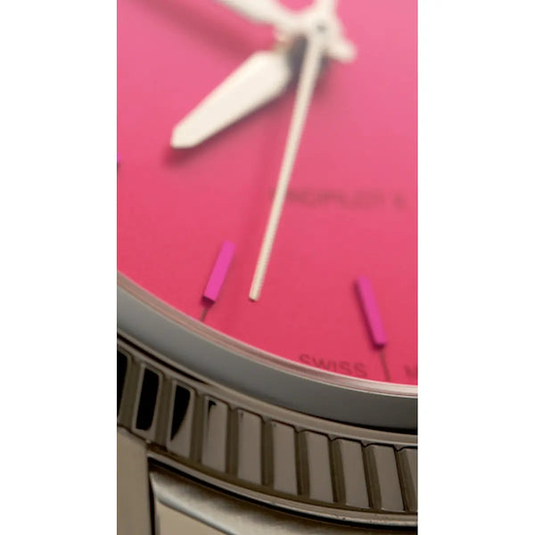 Orologio ORIS ProPilot X Miss Piggy quadrante rosso bracciale in acciaio 01 531 7796 4158-07 8 17 05LC