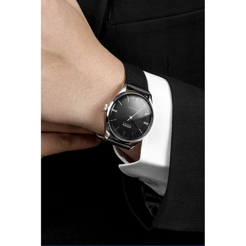 Vulcain Grand Prix 39mm Nero 670171A00.BAC201 indossato quadrante