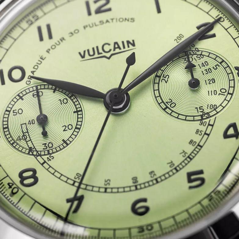 Vulcain Monopusher Heritage Verde 650167A98.BAC207