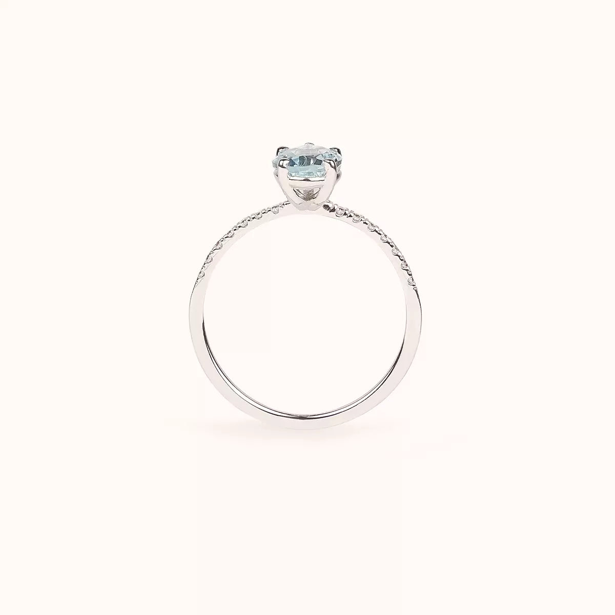 Anello in oro 375 con acquamarina brasiliana, 0,765ct Anello in oro 375 con acquamarina brasiliana, 0,765ct