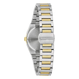 Bulova Classics 98L323 vista posteriore fondello inciso e bracciale bicolore acciaio e oro con chiusura deployante