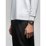 D1 Milano Polycarbon Diver Carbon Harbor nero indossato al polso, design sportivo subacqueo 10 ATM PDBJ01