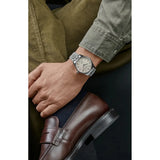 Frederique Constant Classics Index Small Seconds Automatic grigio indossato al polso, bracciale acciaio FC-530CR3B6B