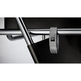 Frederique Constant Classics Manchette ambientazione lifestyle bracciale manchette acciaio quadrante nero onice FC-200ONB1MC6B