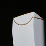 Geometrie di Luce Collana Arco Oro Giallo e Diamanti set