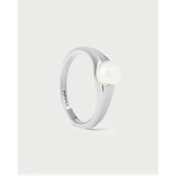 Pdpaola Anello La Perla Maris Silver in argento rodiato con perla d'acqua dolce centrale, design minimalista AN02-F02-18