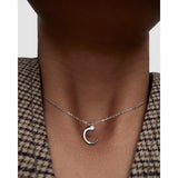 Pdpaola Collana Signature Essential Initials C Initial Silver indossata su collo con pendente lettera C argento rodiato CO02-B76-U