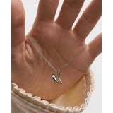 Pdpaola Collana Signature Essential Initials V Initial Silver pendente argento rodiato con zircone sul palmo della mano CO02-B95-U