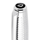 St Dupont Line D Eternity Roller dettaglio sommità cappuccio con logo S.T. Dupont su smalto nero e guilloche 422014M