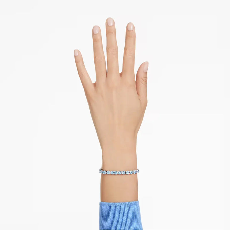 Swarovski Bracciale Tennis Matrix Azzurro indossato