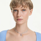 Swarovski Collana Ariana Grande indossata, choker con catena cupchain e ciondolo fiore multicolore in zirconi 5749189