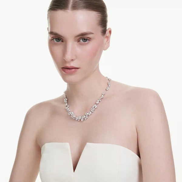 Swarovski Collana Constella Girocollo indossata