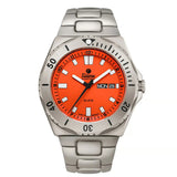 Tutima M2 Seven Seas orologio subacqueo quadrante arancio segnale con bracciale titanio sabbiato e lunetta girevole 6151-08