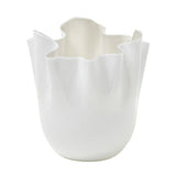 Vaso Venini Fazzoletto Piccolo in vetro opalino bianco Snow con bordo ondulato, design Fulvio Bianconi 700.04 SN