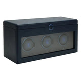 Wolf 1834 Earth Triple watch winder vista prospettica laterale, struttura blu notte con vetro frontale e tre rotori 190517