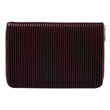 Wolf Porta Gioie Bella in tessuto bordeaux plissettato con chiusura zip e ferramenta dorata, vista frontale 781426