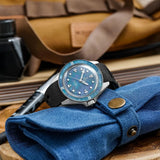 Orologio Yema Navygraf Pearl CMM.20 Limited Edition Cinturino Gomma ambientato