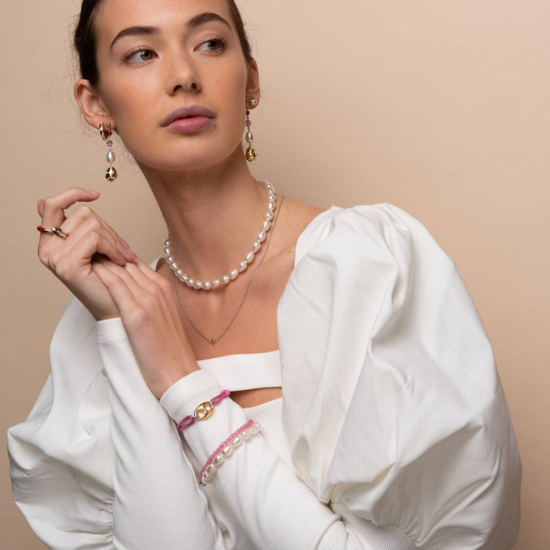 TI SENTO Bracciale donna in argento con pietre barocche bianche 2996PW Indossato