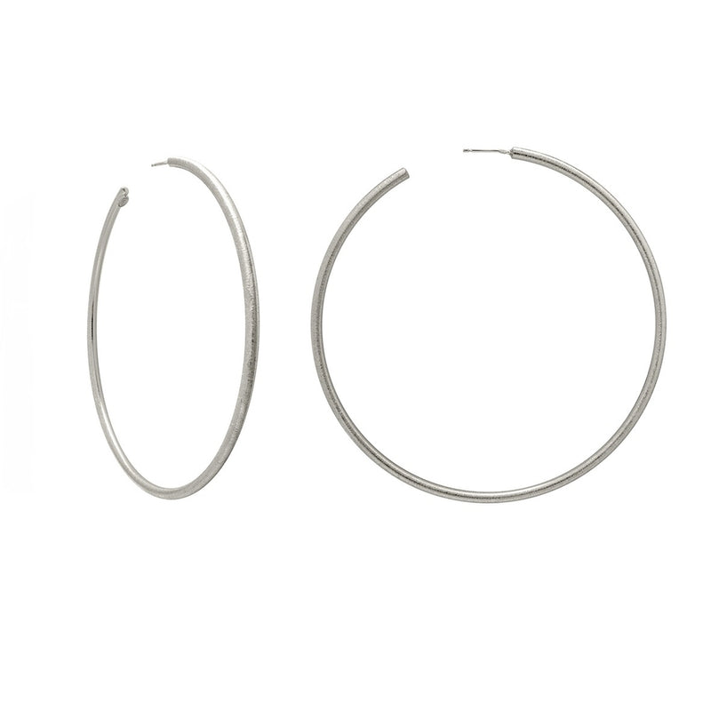 Orecchini a clip in argento | 925 a perno, a cerchio, a goccia e pendenti - Ivy & Miles Orecchini a clip in argento | 925 a perno, a cerchio, a goccia e pendenti - Ivy & Miles